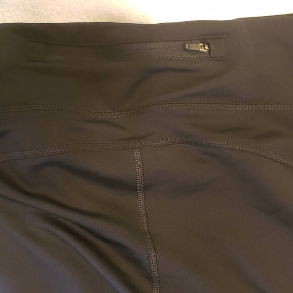 Nike Leggings M w/Oversized Sweatshirt open/ cross back in size M - Picture 9 of 10